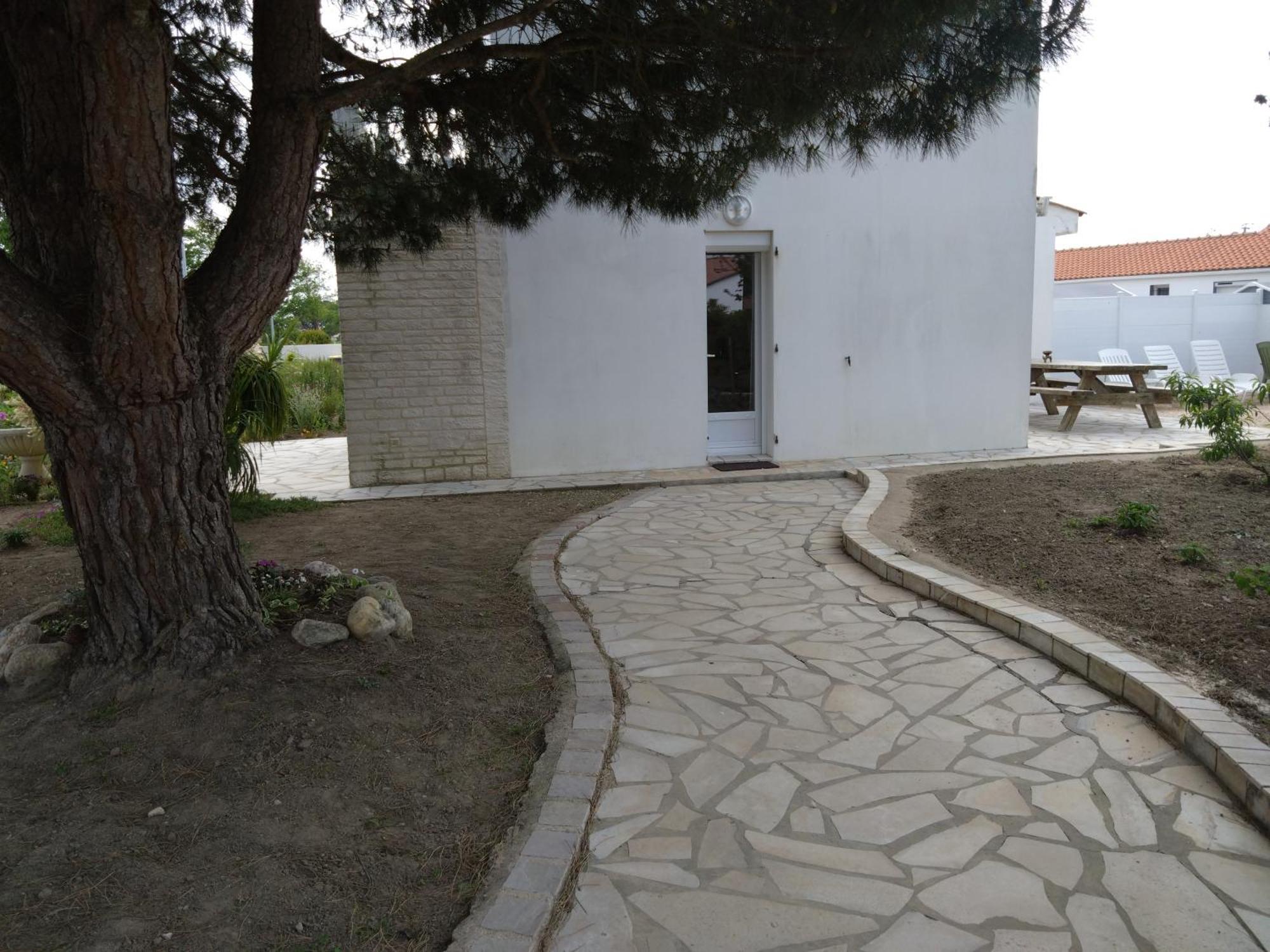 Holiday home Maison Avec Jardin Prive *